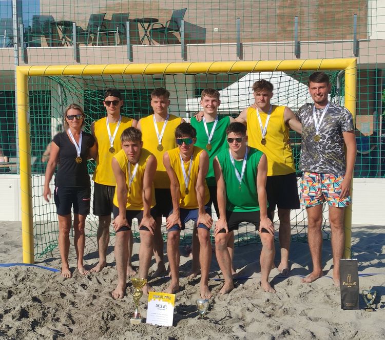 DIÁKOLIMPIA STRANDKÉZILABDA 