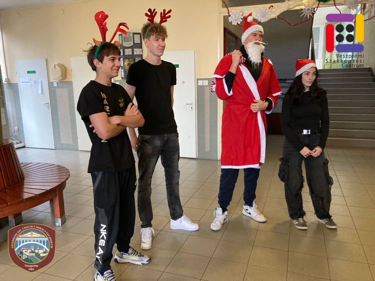 Mikulás a Táncsicsban